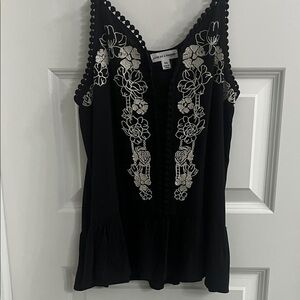 Love on a hanger Floral Embroidery top